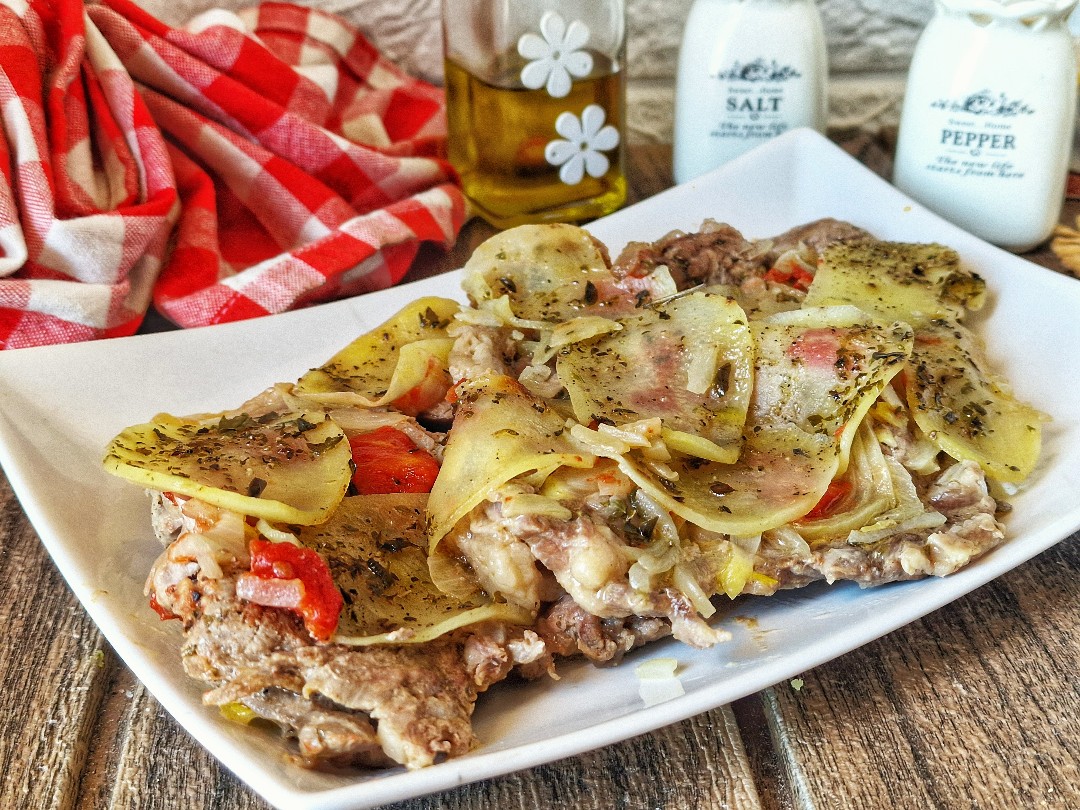 FETTINE ALLA PIZZAIOLA CON PATATE