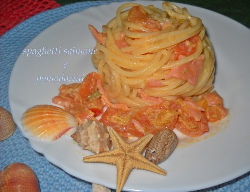 Spaghetti salmone e pomodorini
