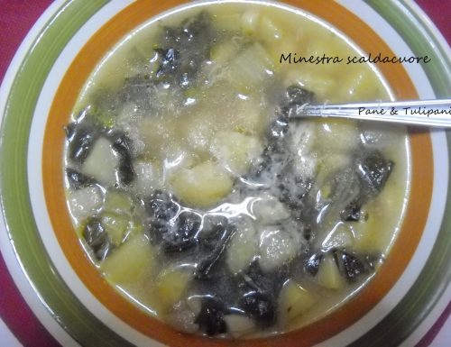 Minestra scaldacuore con patate e coste.