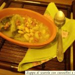 Zuppa di scarola con cannellini e salsiccia