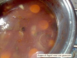 zuppa di fagioli rossi con guanciale