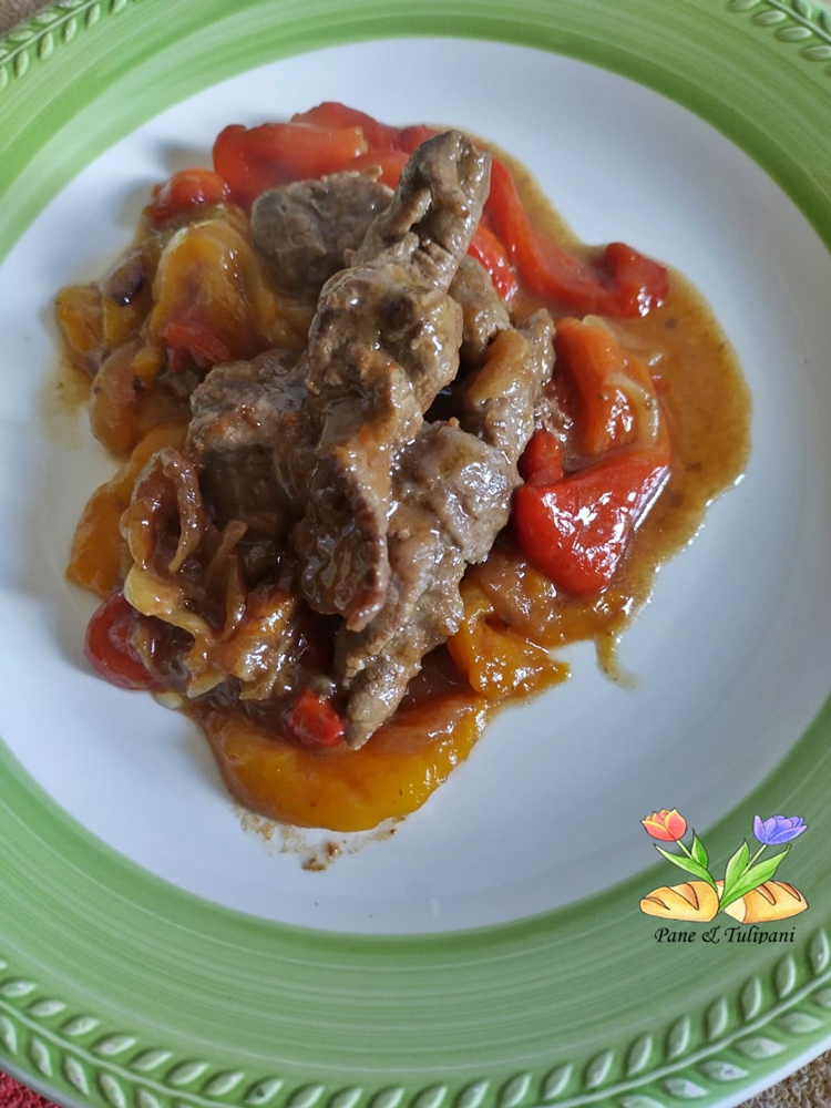 straccetti annodati con peperoni