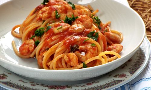 Spaghetti con sugo di gamberi
