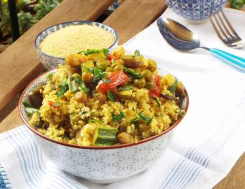 Cous cous al curry con pollo e verdure