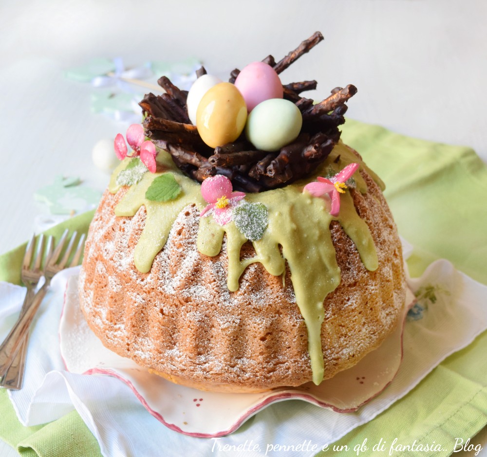 Ciambella di Pasqua soffice impasto allo yogurt e amaretti dolce scenografico dalla bontà unica, perfetta per la colazione pasquale. 