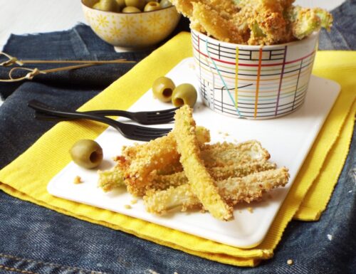 Stick di sedano croccanti in friggitrice ad aria: lo snack leggero e sfizioso che ti sorprenderà