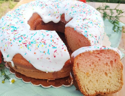 Ciambella all’alchermes con glassa: cotta nel fornetto Versilia