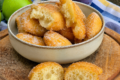 Frittelle di mele all’acqua: il dolce velocissimo senza uova!